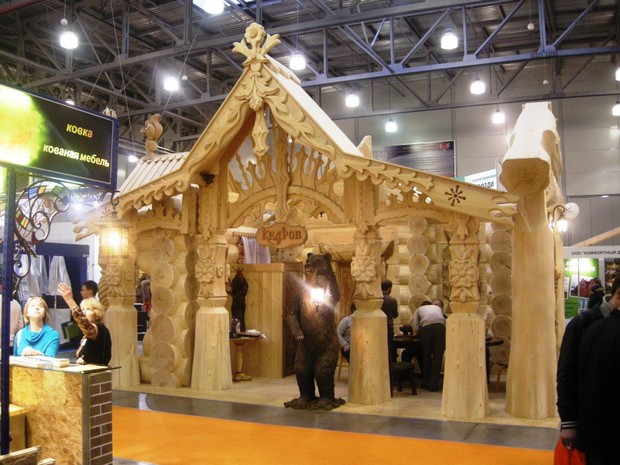 Экспозиция «Архитектура нашего времени» на выставке «Деревянное домостроение»